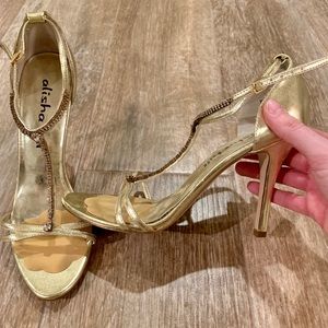 Gold pageant/prom shoes